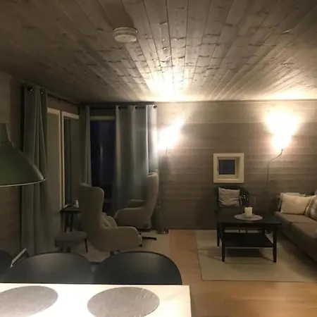 Holiday home Private Newly Built Waterfront Cabin In Lofoten *