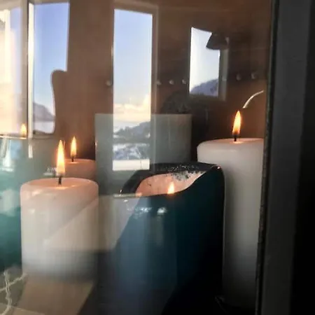 Holiday home Private Newly Built Waterfront Cabin In Lofoten