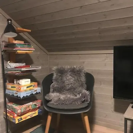 Holiday home Private Newly Built Waterfront Cabin In Lofoten *