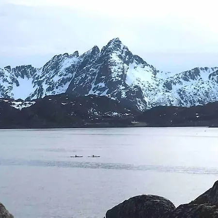 Tatil Evi Private Newly Built Waterfront Cabin In Lofoten Leknes