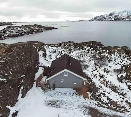 Private Newly Built Waterfront Cabin In Lofoten Tatil Evi *