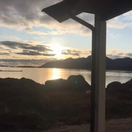 Tatil Evi Private Newly Built Waterfront Cabin In Lofoten