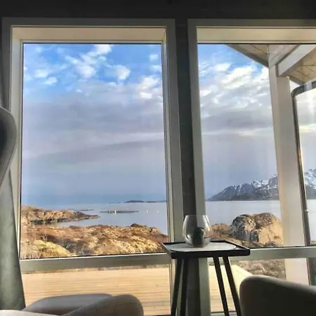 Private Newly Built Waterfront Cabin In Lofoten Holiday home Leknes